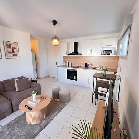 Modern 4-room 3 Bedrooms Netflix Parking تولوز