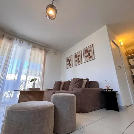 Modern 4-room 3 Bedrooms Netflix Parking * تولوز