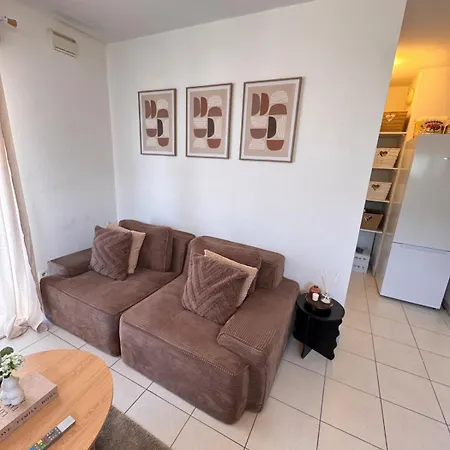 شقة Modern 4-room 3 Bedrooms Netflix Parking