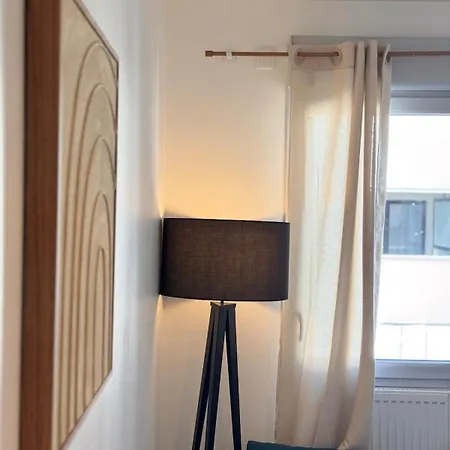 Modern 4-room 3 Bedrooms Netflix Parking تولوز