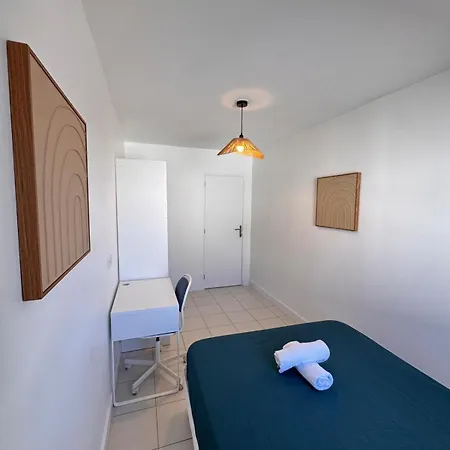 Modern 4-room 3 Bedrooms Netflix Parking تولوز