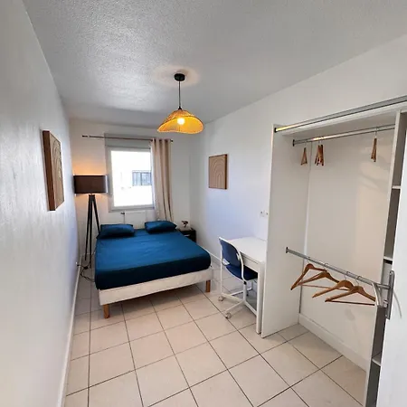 Modern 4-room 3 Bedrooms Netflix Parking شقة *